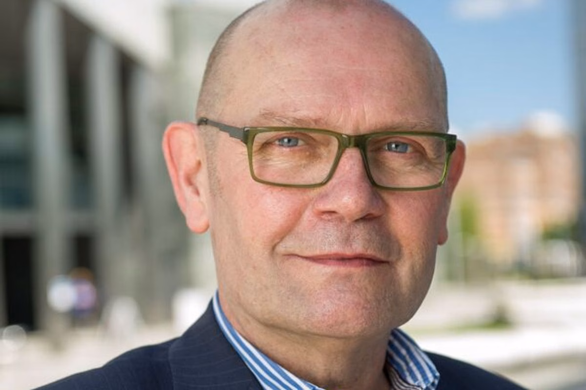 Image of Professor Tom Mordue